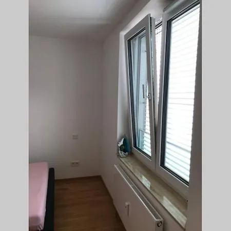 First Class Opposite Skyline Plaza In Frankfurt
